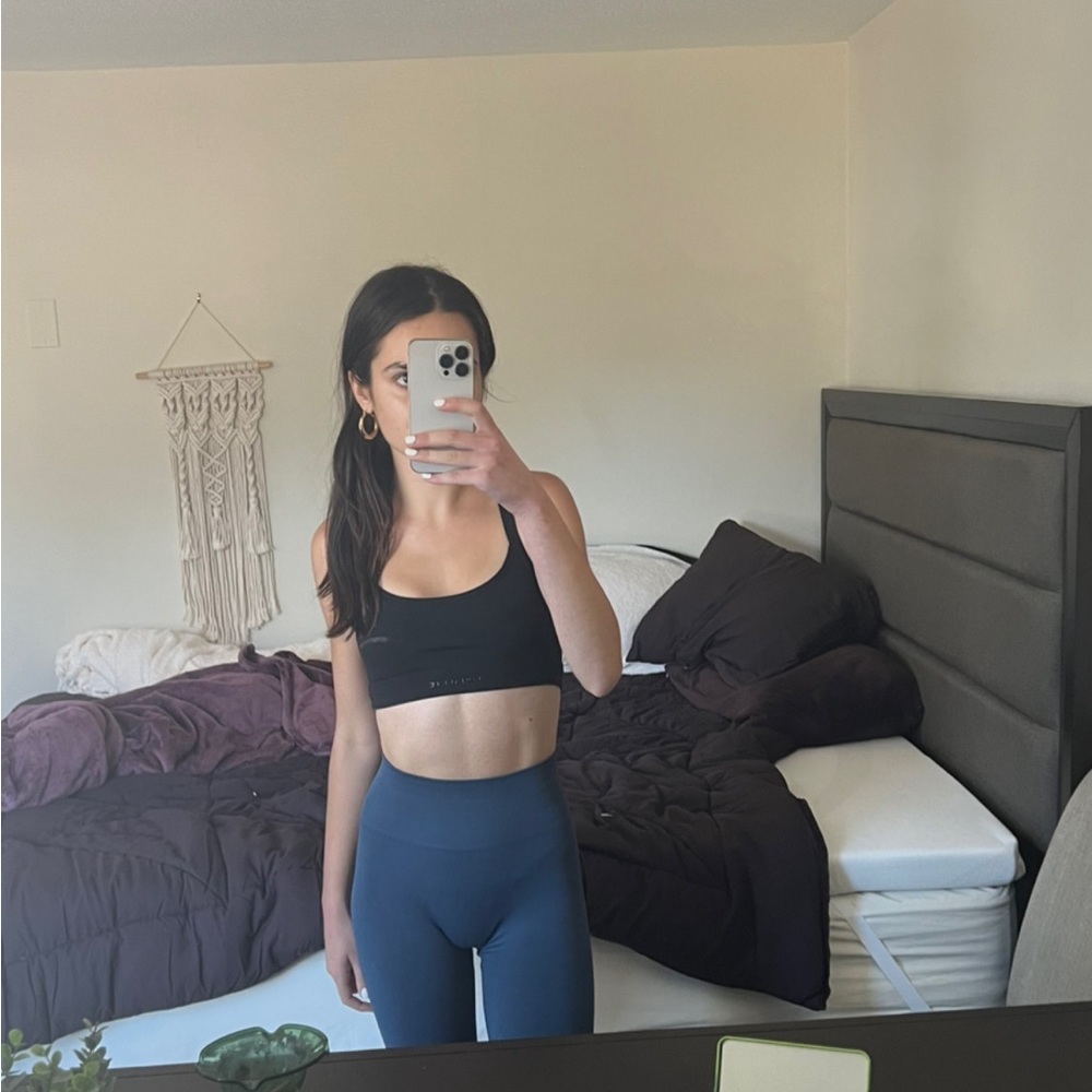 Alphalete Amplify Whale Blue Seamless Butt Scrunch Workout Leggings